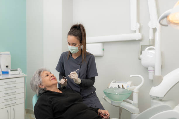 Best Same-Day Emergency Dental Services in Lakes West, CT